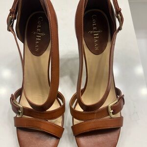 Cole Haan Brown leather heels.   Like new. Adorable!